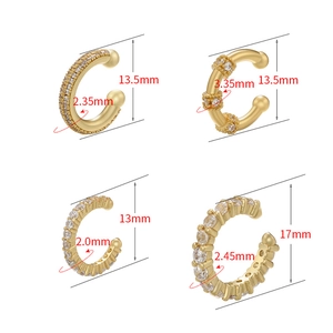 Macro view of C-shaped gold-plated ear cuffs with white zircon paving and dimensions
