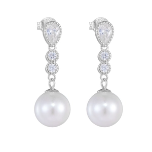 Detailed close-up of S925 sterling silver stamp and lustrous pearl on elegant drop earring