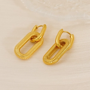 Boucles d'oreilles tendance en acier inoxydable plaqué or 18 carats pour femme