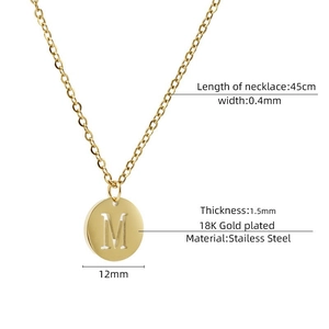 Details für 18K vergoldete Edelstahlkette mit M-Anhänger und 45cm Länge im Überblick
