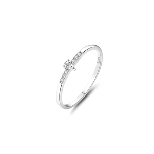 Macro shot of S925 sterling silver ring showing the pear-shaped zircon and inner hallmark