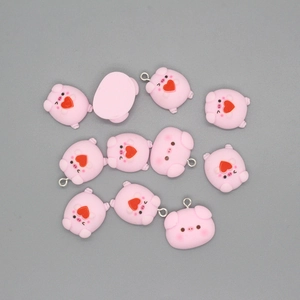 Set of 10 cute pink resin heart-shaped pig pendants for DIY jewelry and crafts