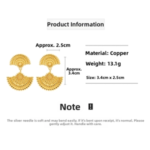 Detail showing dimensions of retro fan-shaped earrings with gold plating and silver pins