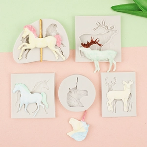 3D animal silicone molds set featuring carousel, elk, and unicorn for DIY baking and crafts