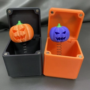 Scatole a sorpresa Halloween 3D con testa di zucca su molla e coperchio magnetico