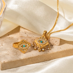 Parure de bijoux œil protecteur en plaqué or 18K avec malachite verte sur soie