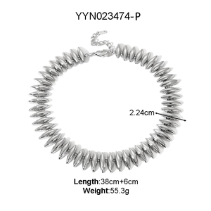 Collier ras du cou en acier inoxydable poli avec perles en forme de balle design épuré