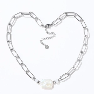 Collana a graffetta argento con perla barocca rettangolare a forma di cuore
