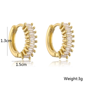 Detailed view of gold hoop earrings with baguette-cut zircons and size specifications