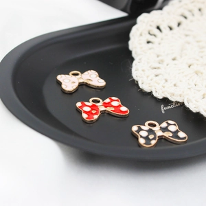 Pendentifs nœuds à pois en alliage rose, rouge et noir pour création de bijoux DIY