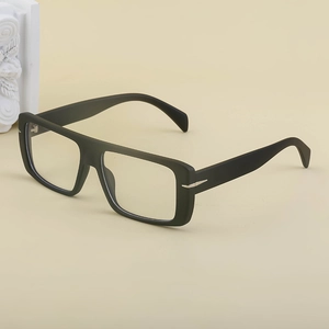 Lunettes de soleil polarisées carrées pour hommes avec charnière flèche en métal noir mat
