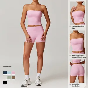 Ensemble de yoga rose avec short moulant taille haute et débardeur long camisole