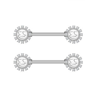 Dettaglio piercing capezzolo a girasole argento con smiley e zirconi trasparenti