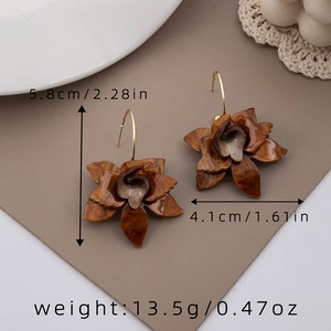 Detailed size and weight view of amber flower petal earrings measuring 5.8cm by 4.1cm
