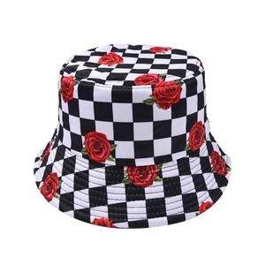 Bob classique à carreaux noirs et blancs avec imprimés de roses rouges pour femmes