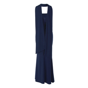 Détail de la robe bustier bleu marine avec col écharpe élégant et coupe sirène ajustée