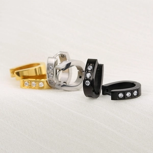 Boucles d'oreilles en U en acier inoxydable avec zircons en or, argent et noir