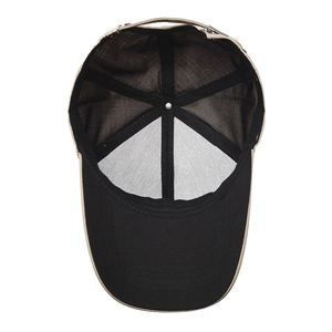 Men's minimalist baseball cap in khaki with high-quality six-panel interior construction