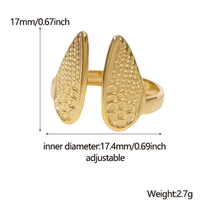 Detail view of golden wing textured ring with dimensions 17mm height and 2.7g weight