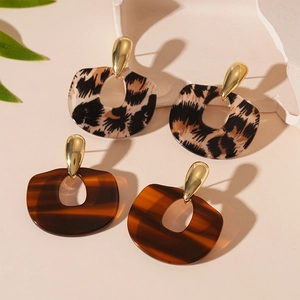 Boucles D'oreilles Pendantes Géométriques Imprimé Léopard Vintage Résine Alliage Avec Tige En Argent Sterling 925