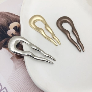Minimalist Alloy Metal U Shape Hair Stick Wave Pattern Hair Fork For Elegant Updo Bun Styling Women