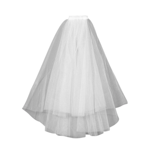 Short white multi-layer bridal veil with bow for wedding photography and engagement