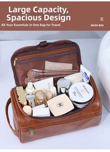 Vista interna di una grande borsa da toilette in pelle PU marrone con tasche a rete