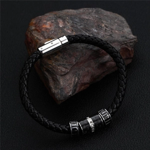 Schwarzes Lederarmband für Herren mit Silberverschluss und Kristallperle in der Mitte