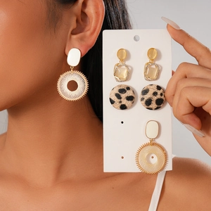 Parure de Boucles d'Oreilles Clous Vintage en Alliage de Résine Strass pour Femmes Tige en Argent Sterling 925 Imprimé Léopard Boucles d'Oreilles Géométriques Rondes Bijoux Cadeau