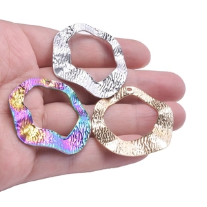 Irregular round ripple texture stainless steel jewelry pendants in gold silver and rainbow