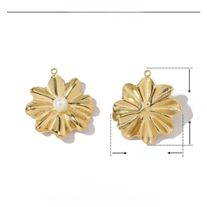 Detailed spec sheet of a gold daisy pendant in stainless steel with pearl inlay