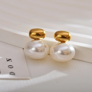 Elegant vintage gold metal ball and white freshwater pearl stud earrings for women