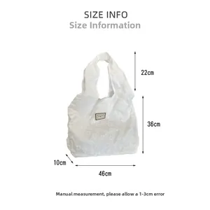 Size chart for the white floral jacquard tote bag with specific dimensions and measurements