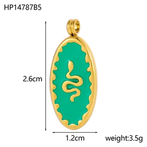 Detail of green enamel oval snake pendant showing dimensions 2.6cm and weight 3.5g