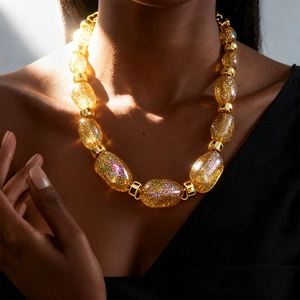 Chunky Beaded Necklace Vintage Acrylic Statement Jewelry For Women Irregular Glitter Beads With Metal Alloy Adjustable Chain