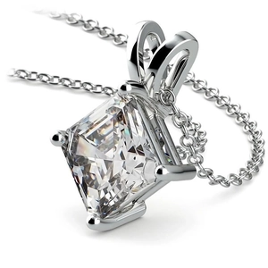 Sparkling square princess cut zircon pendant necklace in silver with classic four-claw setting