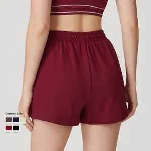 Pantaloncini sportivi bordeaux a vita alta larghi da donna, vista posteriore elastica