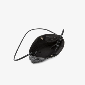 Fashionable black woven PU leather bucket bag with magnetic closure and slim shoulder strap