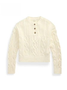 Retro-Strickpullover in Creme mit Zopfmuster, Knöpfen und klassischen Rippbündchen Ansicht