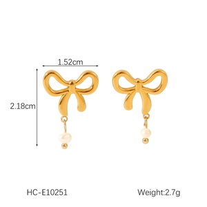 Detailed dimensions of bowknot pearl earrings in 18K gold-plated stainless steel