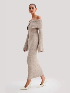 Elegant off-shoulder knitted maxi dress with flared sleeves in oatmeal color