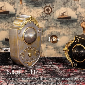 Halloween eyeball doorbell with push button, silver and gold finish, size 18x11x6.8cm