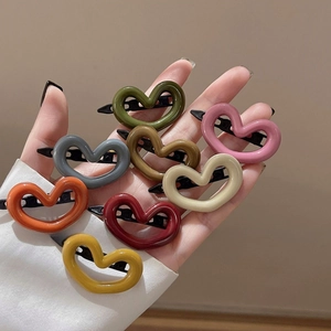 Pinces À Cheveux En Acrylique En Forme De Cœur Morandi Colorées Sans Trace Barrettes Pour Femmes Filles Style Coréen