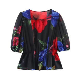 Floral chiffon short sleeve blouse with waist ruffle and puff sleeves in black print