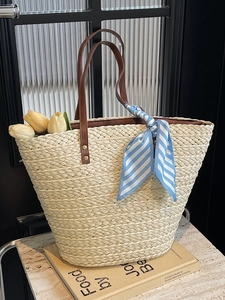 Straw Woven Shoulder Bag Large Capacity PU Leather Handle With Striped Satin Scarf Holiday Vacation Beach Tote Casual