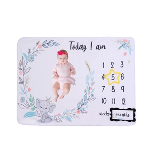 Baby-Meilensteindecke mit Blumen und Elefanten für Fotos und monatliche Verfolgung