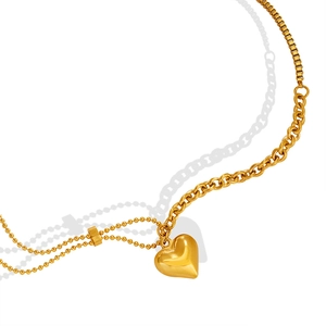 Golden titanium steel heart pendant necklace with mixed link chain and Luck engraving
