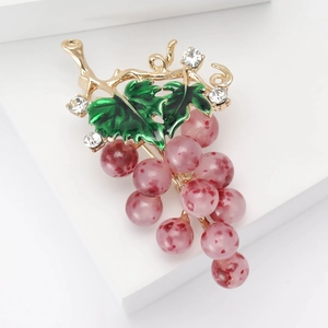Broche raisin en émail élégante avec branches dorées et perles de cristal rouge clair