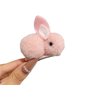 Barrette à cheveux lapin en peluche rose avec oreilles 3D et pince crocodile en métal argenté