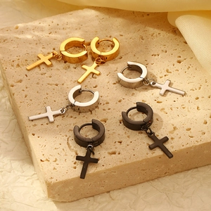 Orecchini A Cerchio Con Croce In Acciaio Inossidabile Stile Punk Rock Placcato Oro 18K Gioielli Per Uomini Donne